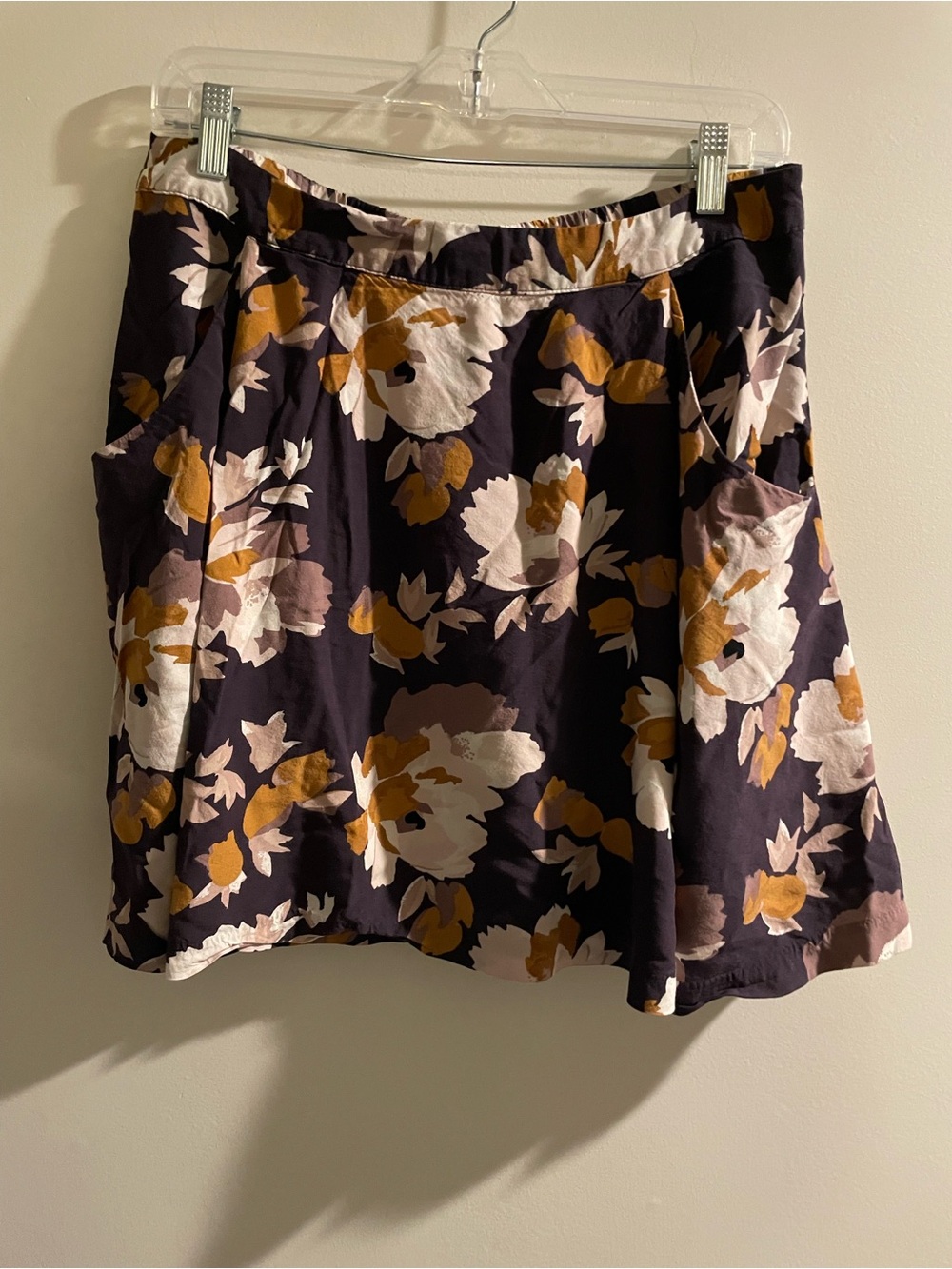 Old Navy floral skirt M